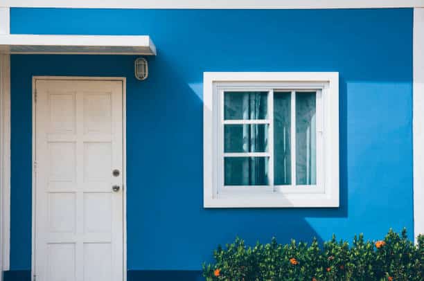 Choice of Paint for Exterior Facades: Durability and Aesthetics